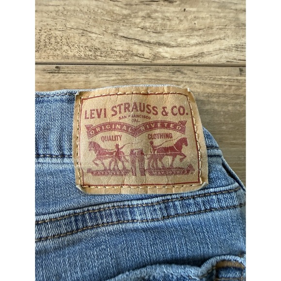 Levis Jeans Womens Size 28 Blue High Rise Boyfriend Denim - Picture 3 of 11